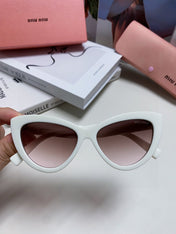 GLIMPSE CAT EYE SUNGLASSES 555884 IN WHITE ACETATE