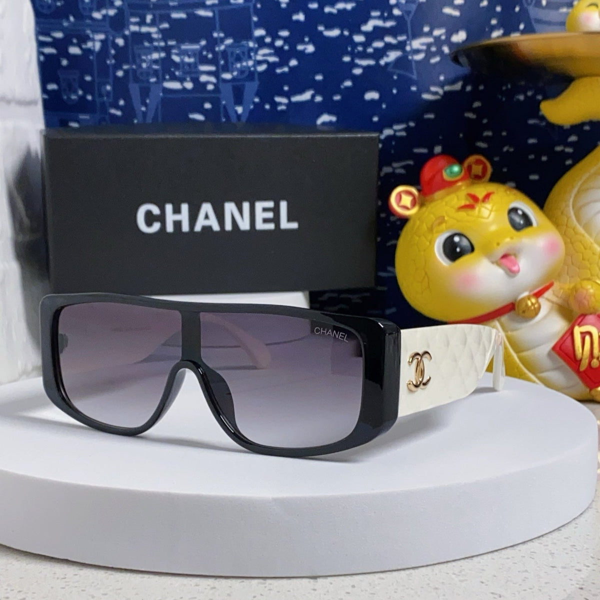 SQUARE SUNGLASSES 641781 IN BLACK ACETATE WHITE FRAME