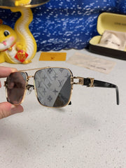SIGNATURE SQUARE SUNGLASSES 567473 IN GOLD METAL MONOGRAM ON LENSES