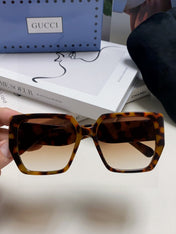 SQUARE FRAME SUNGLASSES 570209 IN ACETATE