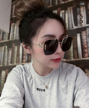 SQUARE FRAME SUNGLASSES 570217 IN METAL