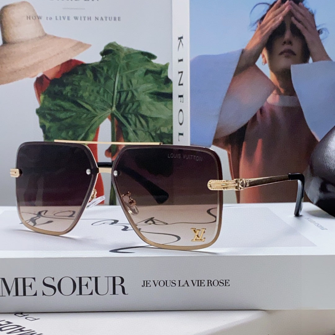 SQUARE SUNGLASSES 570264 IN GOLD METAL BROWN SMOKE LENS