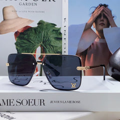 SQUARE SUNGLASSES 570265 IN GOLD METAL LOGO ON LENS