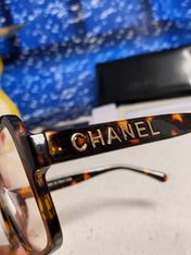 SQUARE SUNGLASSES 638933 IN HAVANA ACETATE