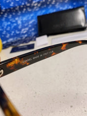 SQUARE SUNGLASSES 638933 IN HAVANA ACETATE