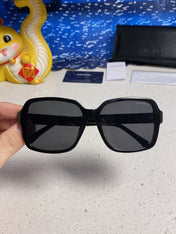 SQUARE SUNGLASSES 638932 IN BLACK ACETATE