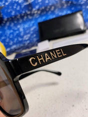 SQUARE SUNGLASSES 638932 IN BLACK ACETATE