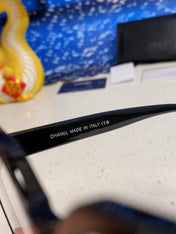 SQUARE SUNGLASSES 638934 IN BLACK ACETATE