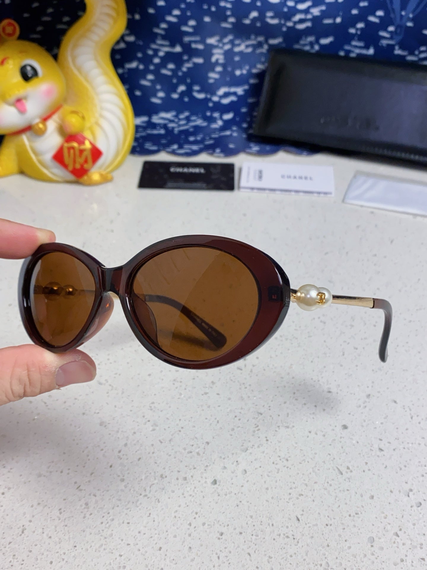 OVAL SUNGLASSES 640342 IN BROWN CLEAR ACETATE METAL FRAME