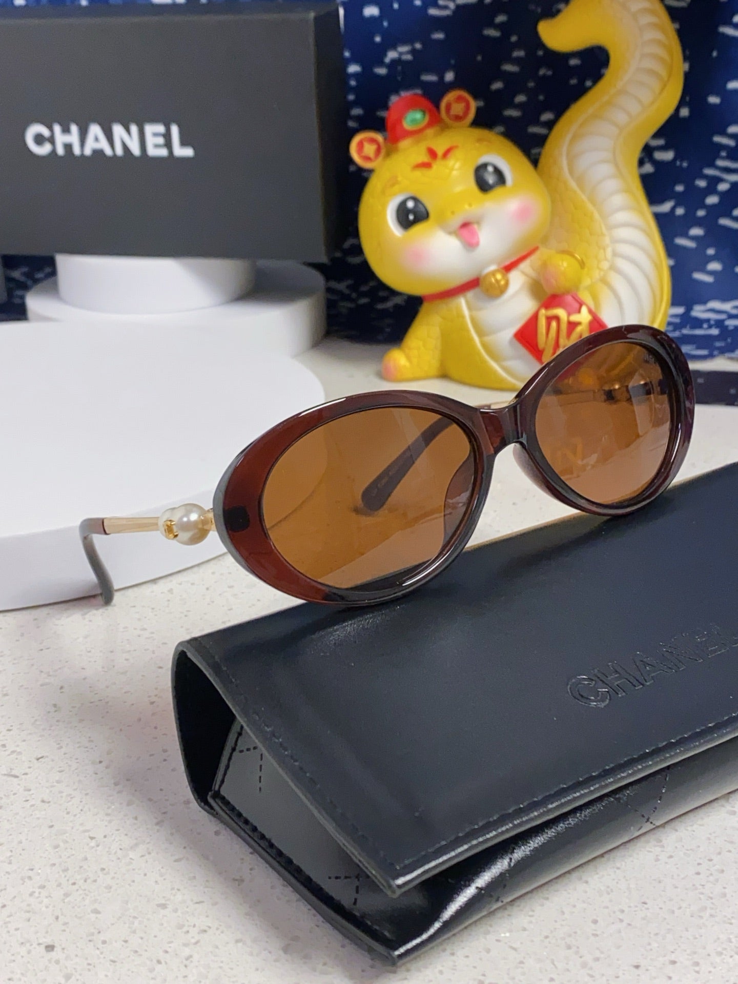 OVAL SUNGLASSES 640342 IN BROWN CLEAR ACETATE METAL FRAME