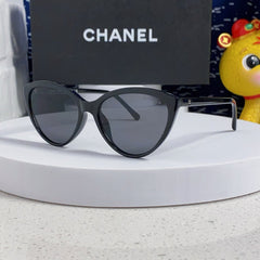 CAT EYE SUNGLASSES CH3393 IN BLACK ACETATE BLACK LENSES