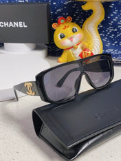 SQUARE SUNGLASSES CH5495 IN BLACK ACETATE BLACK LENSES