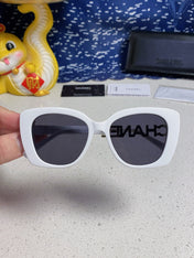 BUTTERFLY SUNGLASSES 641814 IN WHITE ACETATE GOLD METAL LOGO