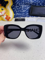 BUTTERFLY SUNGLASSES 641816 IN BLACK ACETATE GOLD METAL LOGO