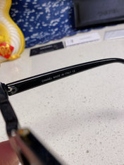 BUTTERFLY SUNGLASSES 641816 IN BLACK ACETATE GOLD METAL LOGO