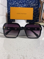 SQUARE SUNGLASSES 573320 IN BROWN ACETATE BLACK SMOKE LENS