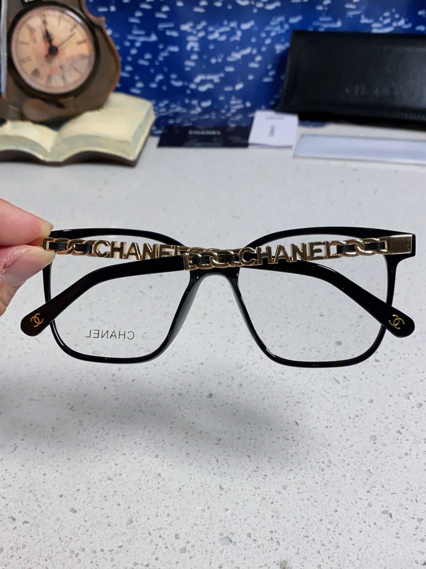 SQUARE SUNGLASSES 632030 IN BLACK ACETATE CLEAR LENSES