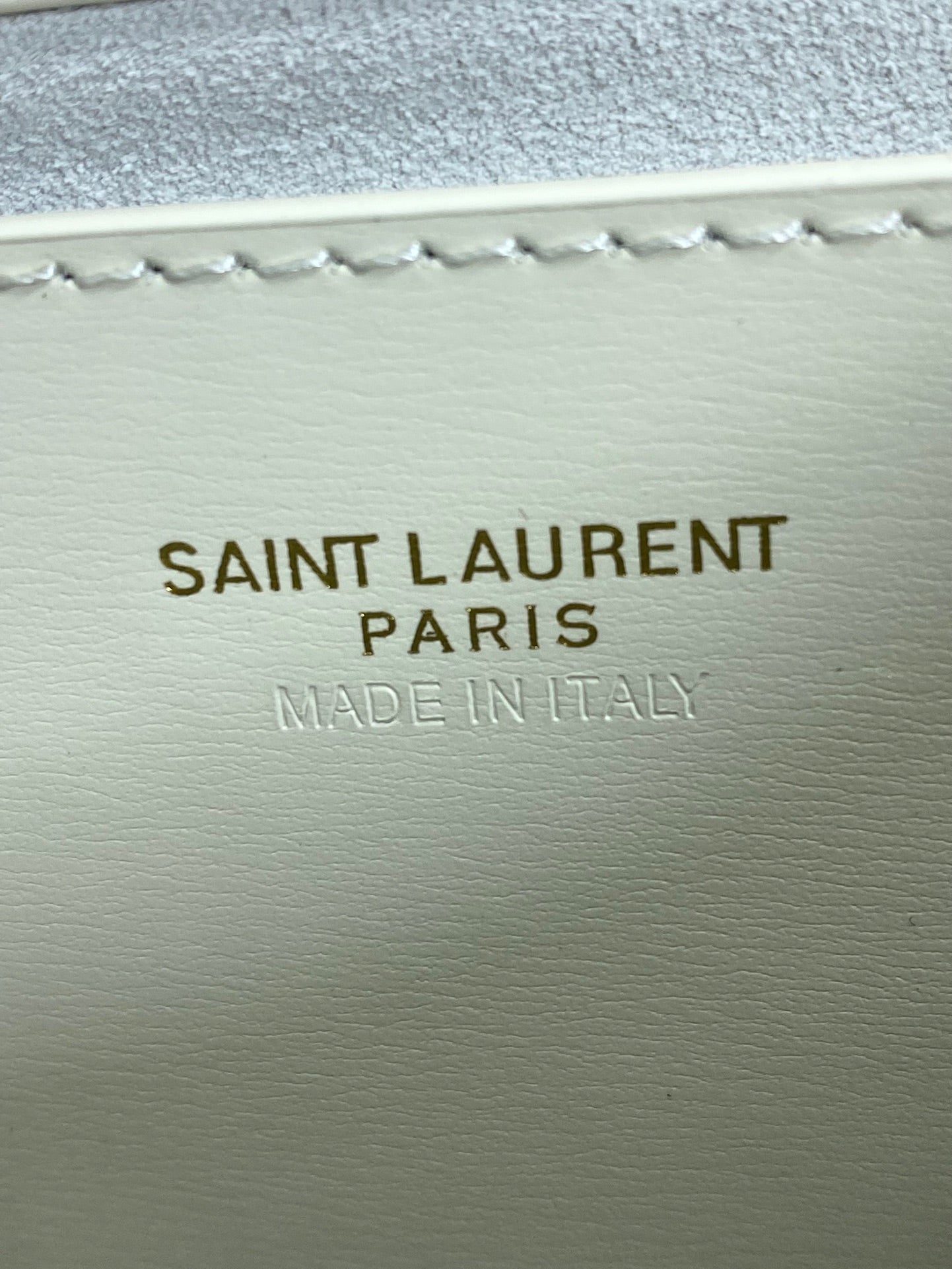 VOLTAIRE TOP HANDLE IN BOX 21 IN WHITE CALFSKIN GOLD HARDWARE