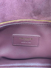 LE 5 À 7 SMALL SUPPLE 22 IN GRAPE PURPLE CALFSKIN GOLD BUCKLE