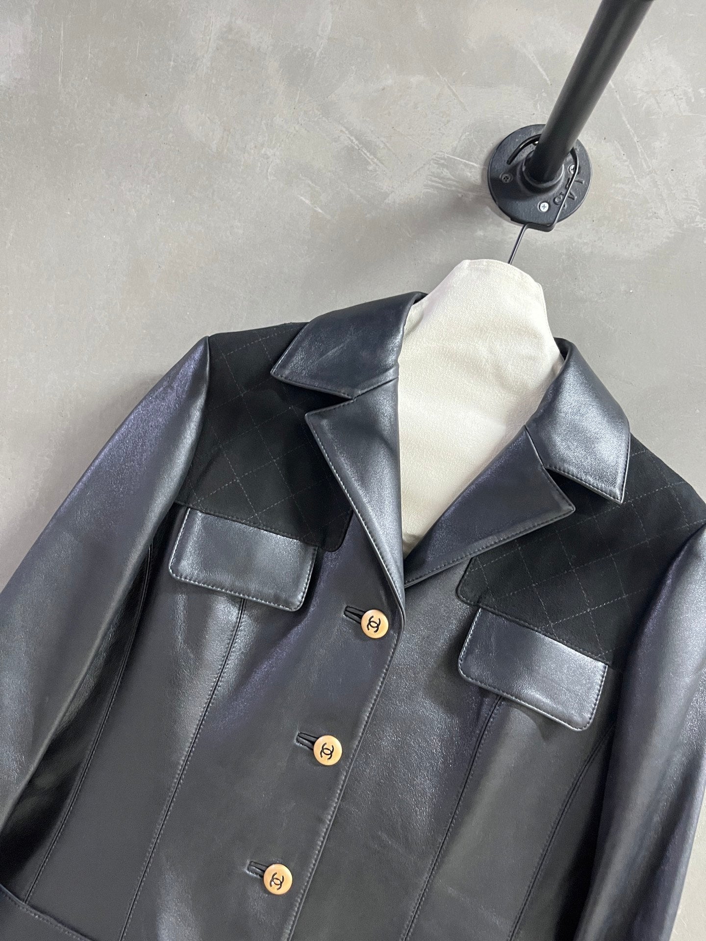 CHANEL 25S SHEEPSKIN JACKET STYLE 226