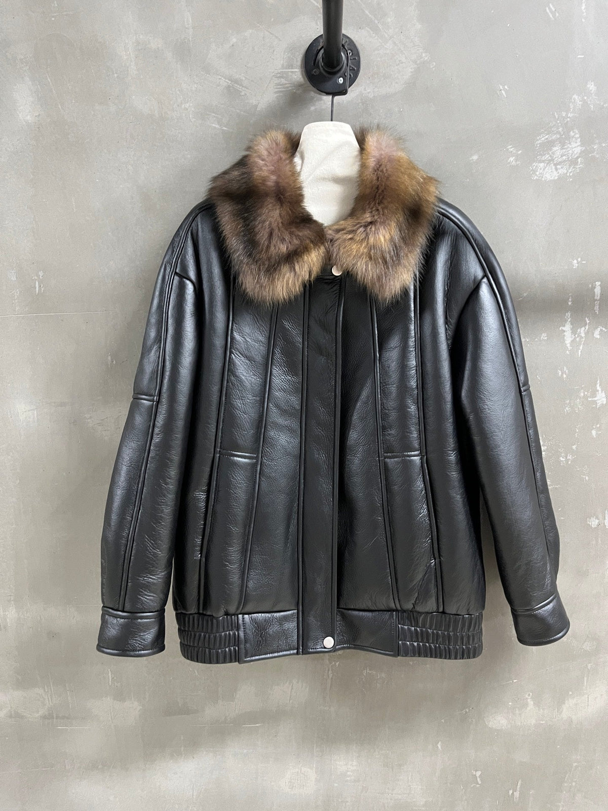 YSL 25S LEATHER JACKET STYLE 142