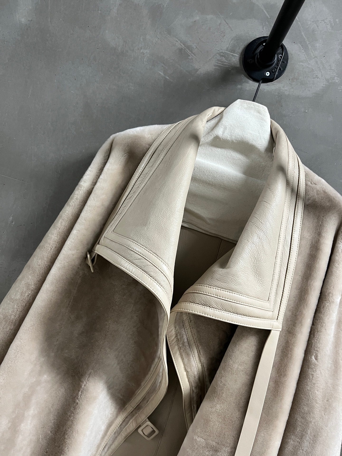 HERMES 25S TRENCH COAT 143