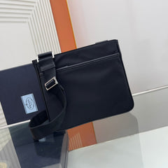 TRIANGLE LOGO CROSSBODY BAG 25 IN BLACK SAFFIANO LEATHER