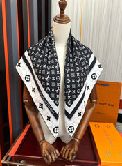 LV SCARF 90 CM IN SILK 732040