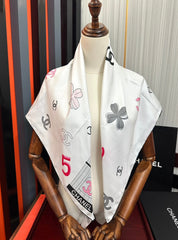 CHANEL 25S SCARF 90 IN SILK 733857