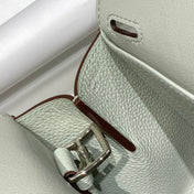 HALZAN 25 HANDLE BAG IN BABY GREEN GRAINED CALFSKIN