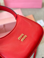 HOBO 20 BAG IN CHERRY RED CALFSKIN