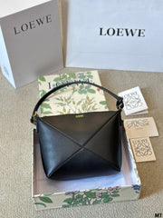 LOE 20 PUZZLE FOLD POUCH IN BLACK NAPPA CALFSKIN