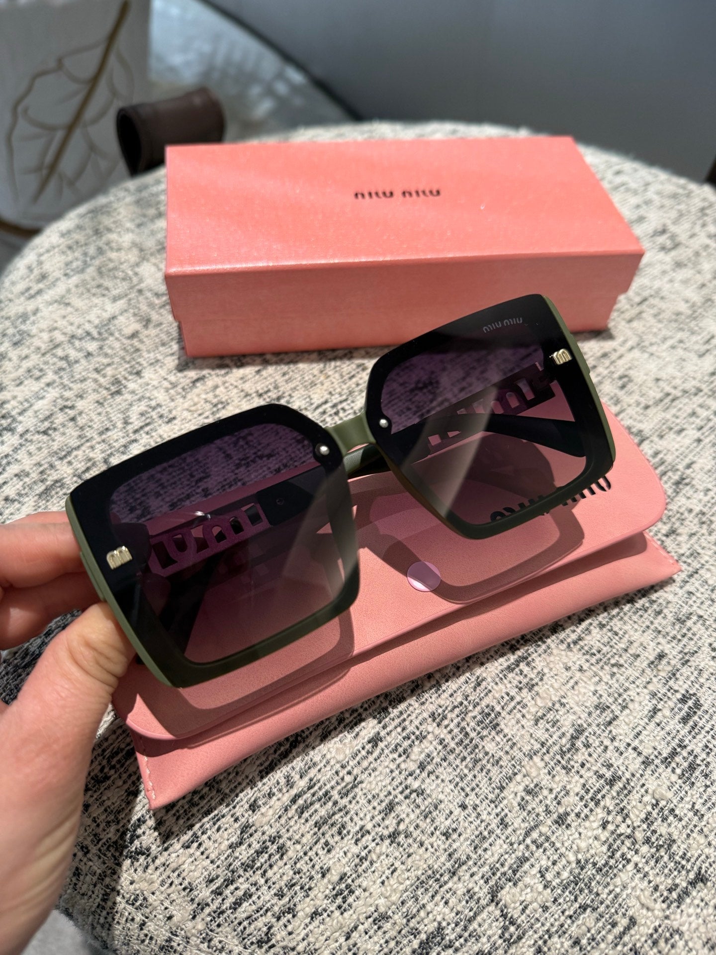 LOGO SQUARE SUNGLASSES 512017 IN GREEN ACETATE