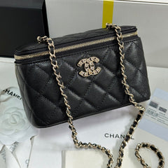 VANITY CASE 17 CRYSTAL STUDDED LOGO IN BLACK CALFSKIN GOLD HARDWARE