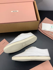 MIUMIU 26S LACE UP SNEAKERS IN WHITE CANVAS RUBBER SOLE