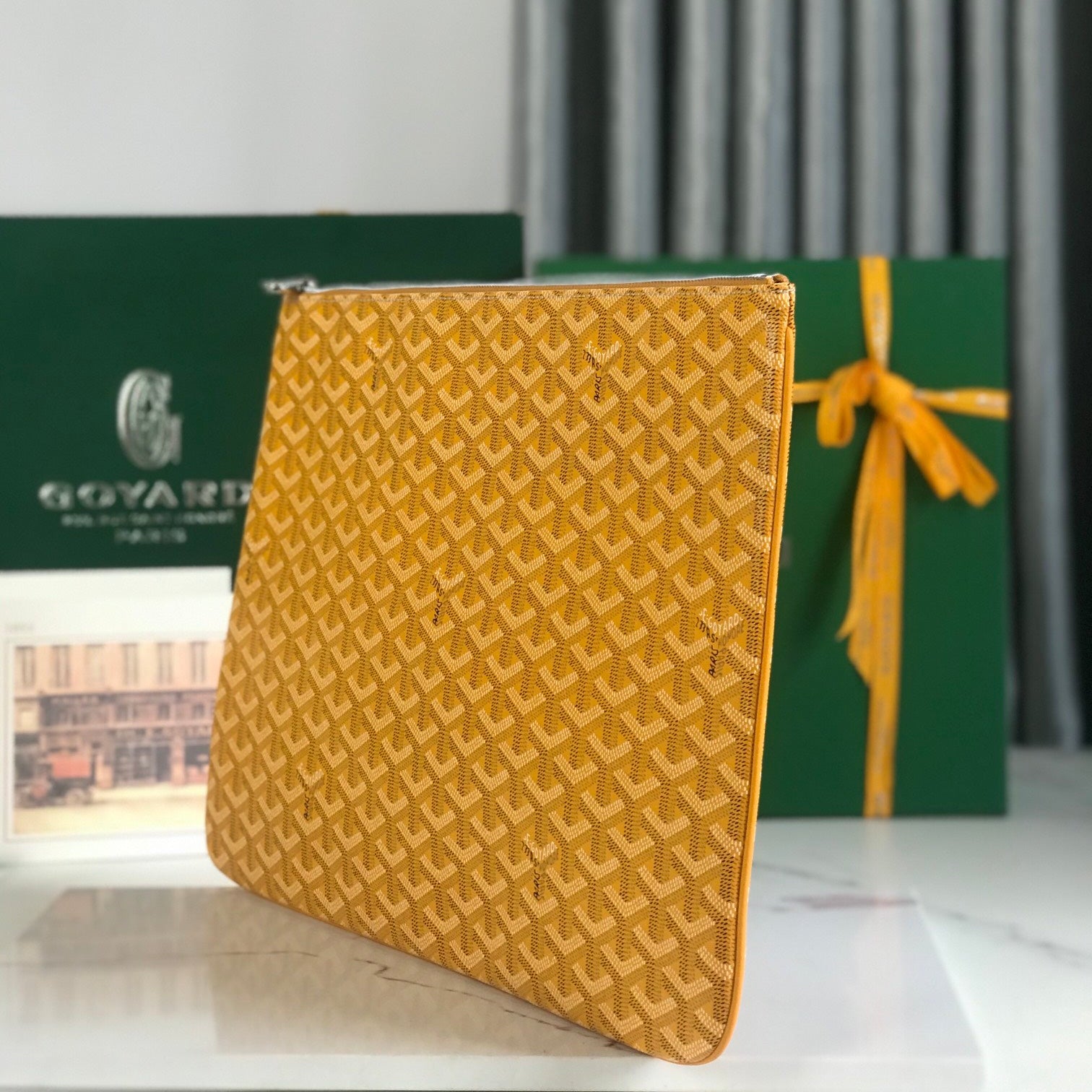 SÉNAT MGM POUCH 40 IN YELLOW GOYARDINE CANVAS