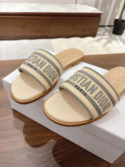 DWAY SLIDES IN BEIGE AND GRAY TECHNICAL FABRIC