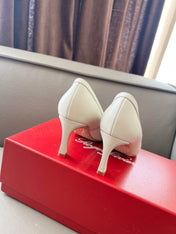 TROMPETTE BALLERINAS PUMPS IN OFF WHITE SHINY CALFSKIN GOLD BUCKLE