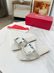 VIV' BY THE SEA MULES IN WHITE CALFSKIN SILVER BUCKLE