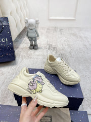GG RHYTON TRAINER WHITE LAMBSKIN WITH PURPLE DINO MOTIF