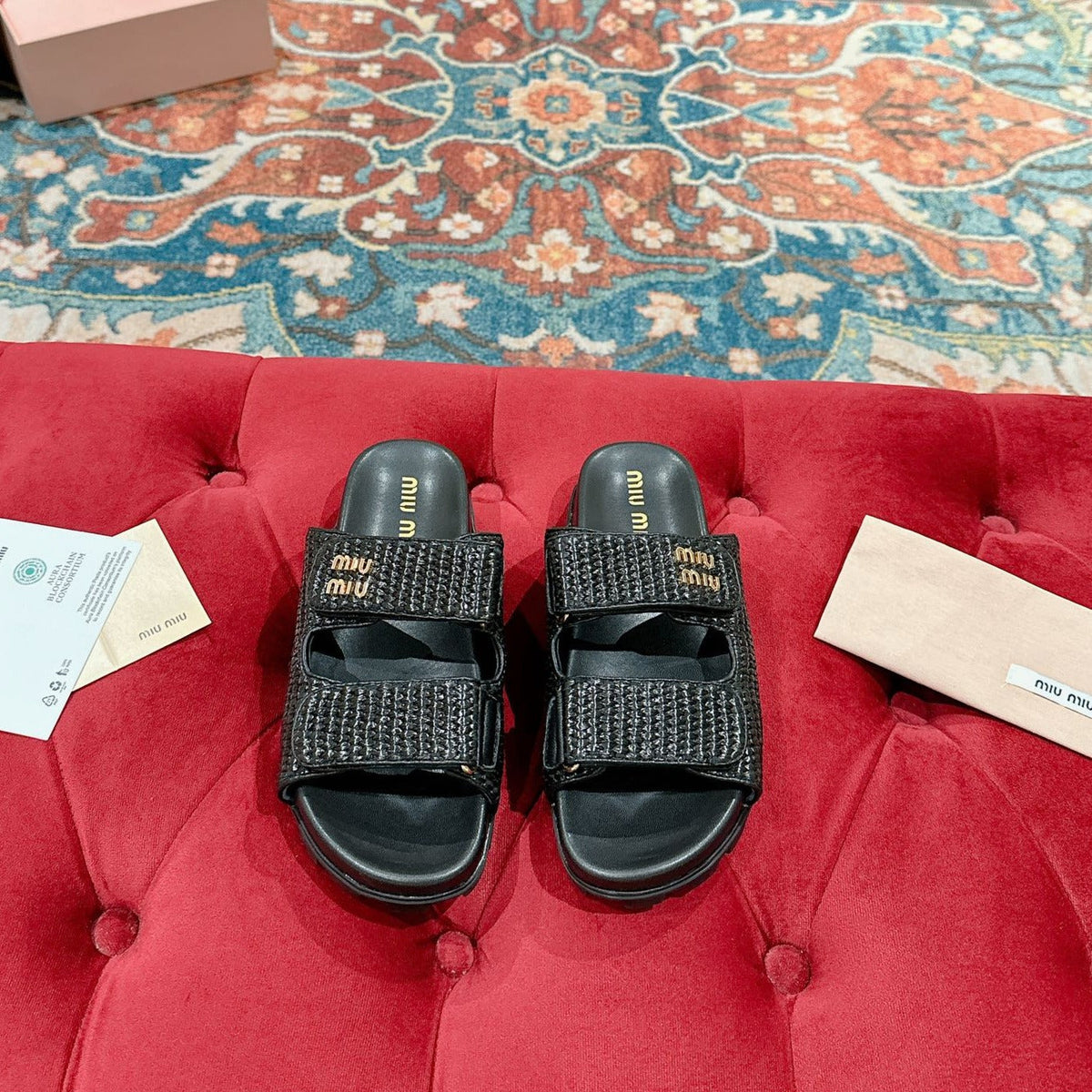 Women's Sandals Black Sheepskin With Straps