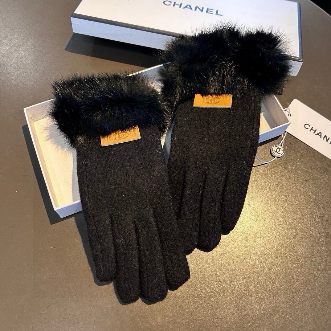 GLOVES IN BLACK WOOL AND RABBIT FUR 420535