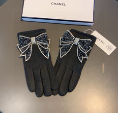 GLOVES IN BLACK WOOL WITH RHINSTONES 429247