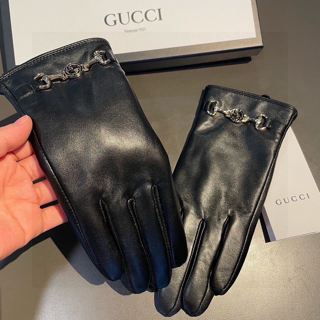TOUCHSCREEN GLOVES IN BLACK LAMBSKIN AND CASHMERE LINING 462259