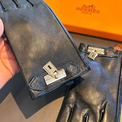 GLOVES WITH LOCK HARDWARE IN BLACK LAMBSKIN 463858