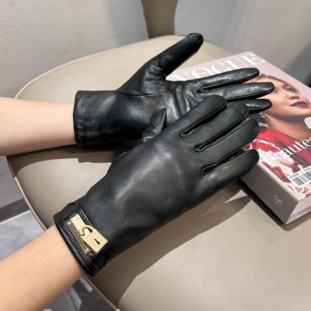 GLOVES WITH LOCK HARDWARE IN BLACK LAMBSKIN 463858