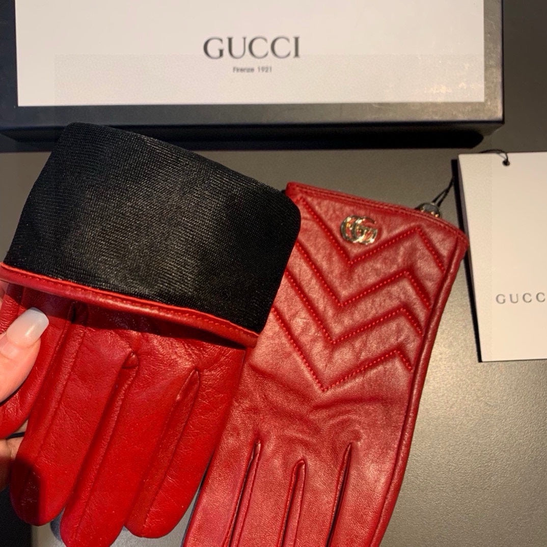 TOUCHSCREEN GLOVES IN RED LAMBSKIN AND FABRIC LINING 463860