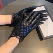 TOUCHSCREEN GLOVES WITH BOW IN BLACK LAMBSKIN 467968