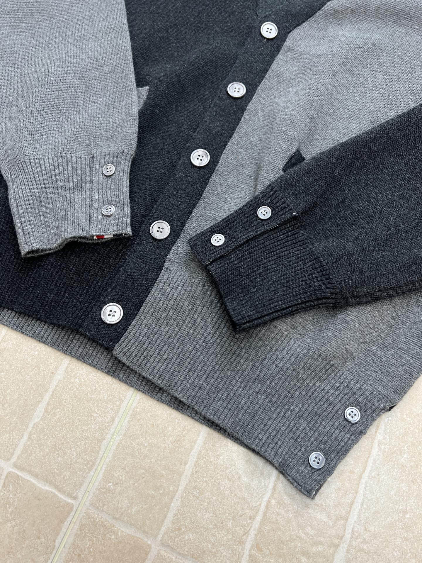 THOM 26S CARDIGAN 790098