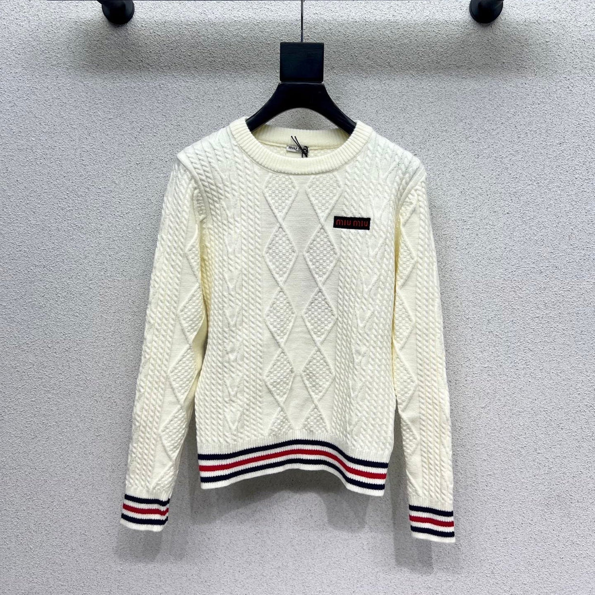 MIUMIU SWEATER STYLE 645